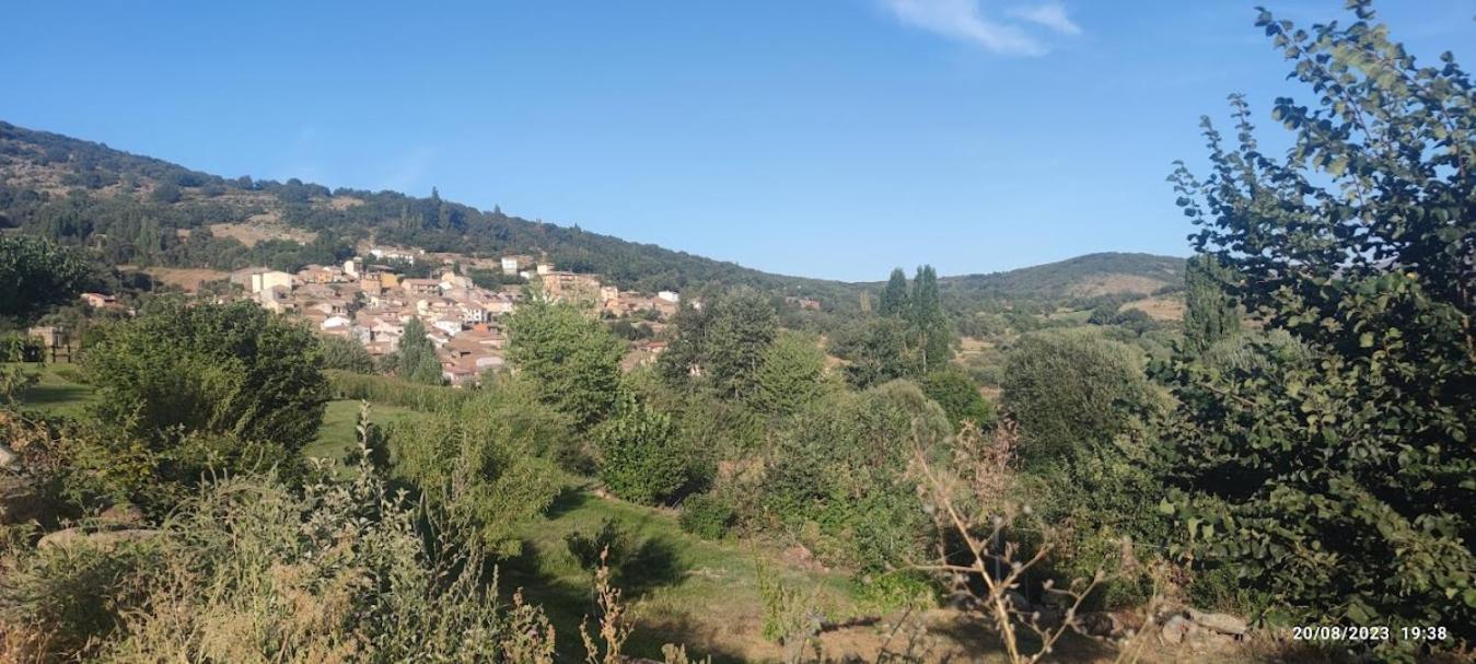 Гостевой дом La Pasailla De Gredos Навасепеда-де-Тормес Экстерьер фото