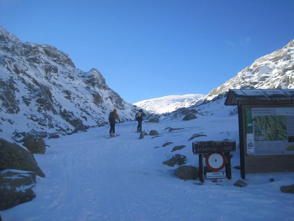 Гостевой дом La Pasailla De Gredos Навасепеда-де-Тормес Экстерьер фото