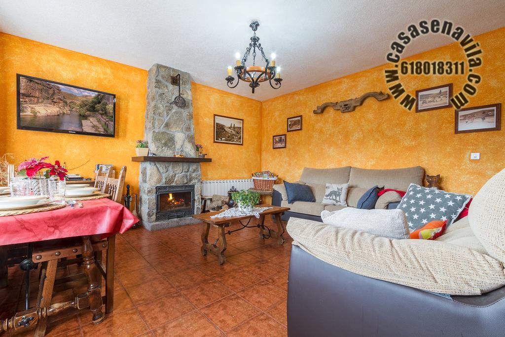 Гостевой дом La Pasailla De Gredos Навасепеда-де-Тормес Экстерьер фото